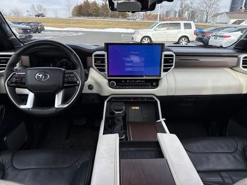 Used 2024 Toyota Sequoia Capstone image 12