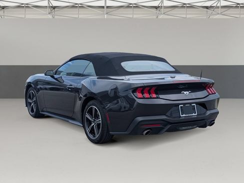 Used 2024 Ford Mustang Convertible RWD image 6
