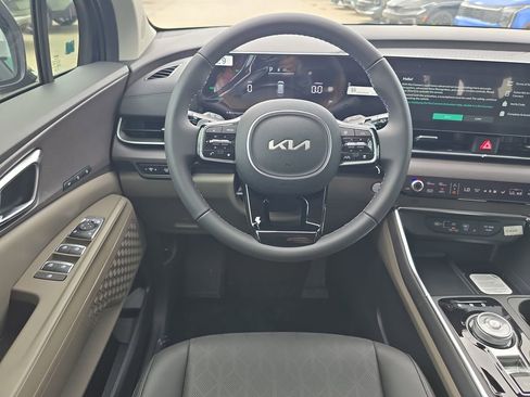 New 2026 Kia Carnival EX FWD image 14