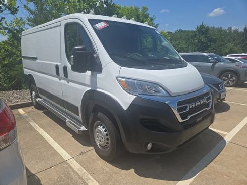 Used 2025 RAM ProMaster 2500 w/ U-Haul Equipment Group FWD image 2