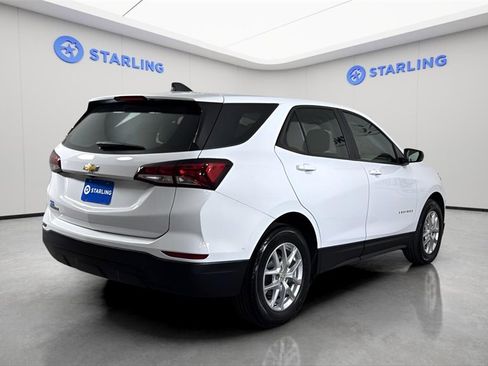 Used 2023 Chevrolet Equinox LS image 8