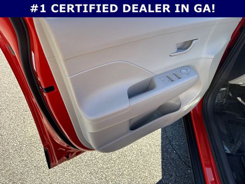 Certified 2025 Hyundai Kona SEL image 10