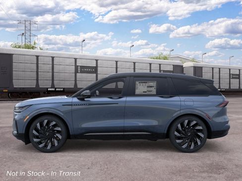 New 2026 Lincoln Nautilus Reserve AWD/4WD image 3