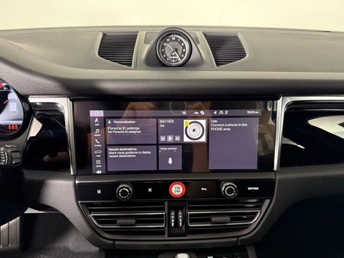 New 2026 Porsche Macan image 31