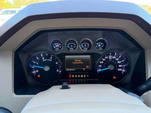 Used 2012 Ford F250 King Ranch w/ King Ranch w/Chrome Pkg image 26