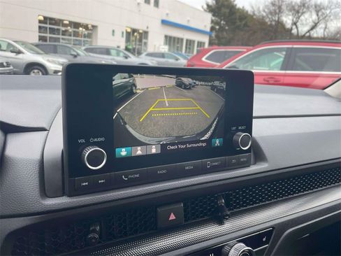 Certified 2025 Honda CR-V EX image 28