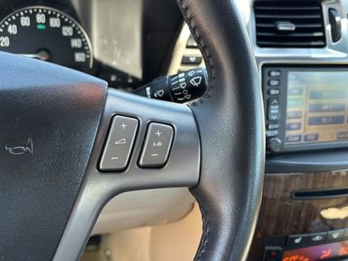 Used 2006 Cadillac XLR V RWD image 24
