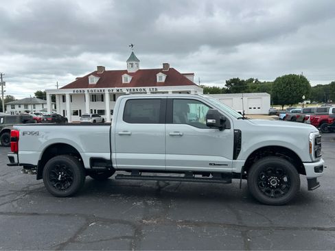 New 2026 Ford F250 XLT w/ XLT Premium Package AWD/4WD image 3