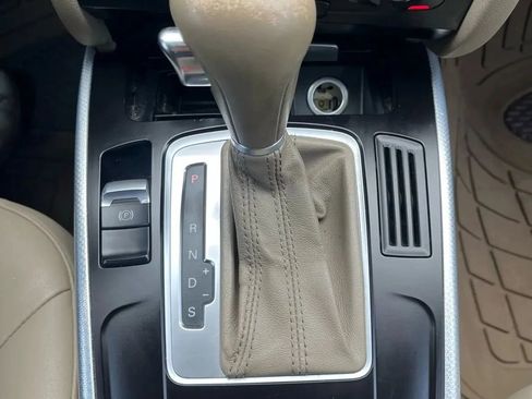 Used 2009 Audi A4 2.0T Premium Plus image 16