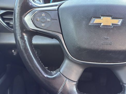 Used 2019 Chevrolet Traverse LT FWD image 14