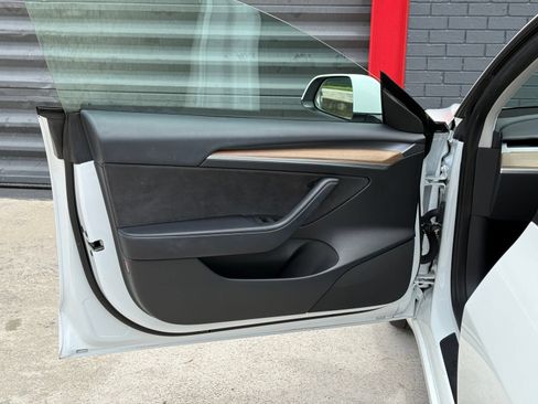 Used 2023 Tesla Model 3 Standard Range RWD image 15