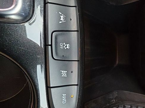 Used 2023 Chevrolet TrailBlazer RS AWD/4WD image 20