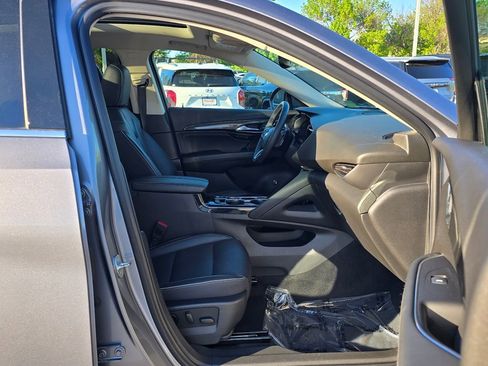 Used 2021 Buick Envision Essence AWD/4WD image 36