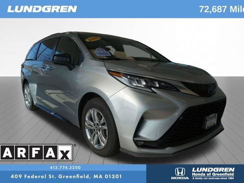 Used 2022 Toyota Sienna XSE w/ XSE Plus Package AWD/4WD image 1