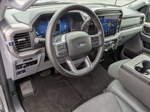 Used 2025 Ford F150 XLT w/ Equipment Group 301A Standard image 8