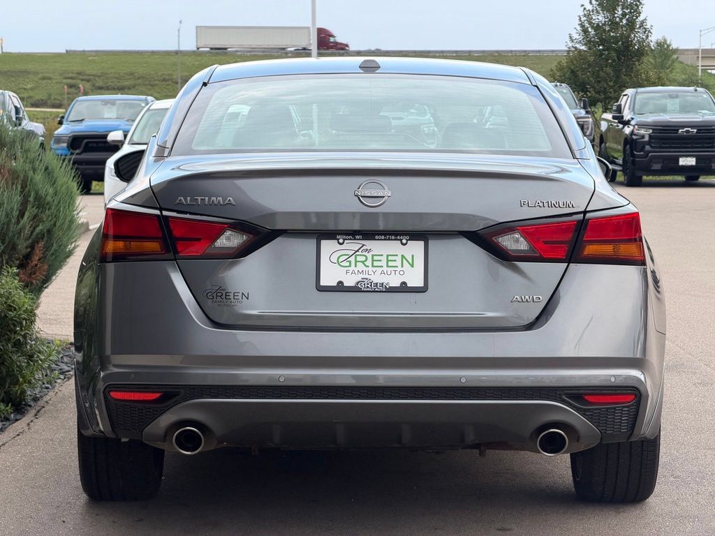 Used 2023 Nissan Altima AWD image 8