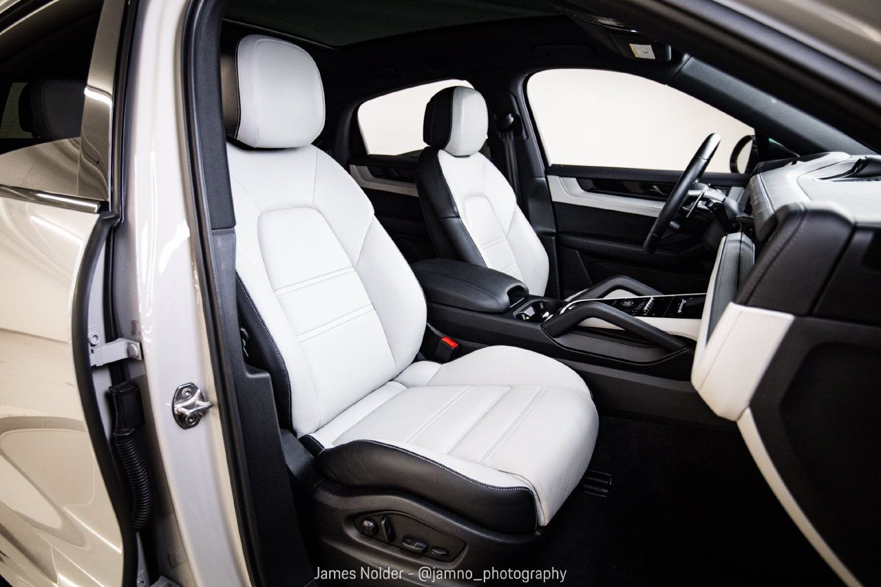 Certified 2024 Porsche Cayenne S AWD/4WD image 29
