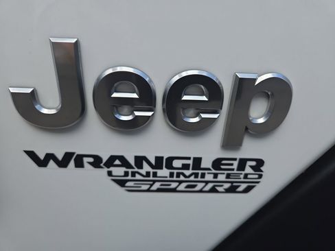 Certified 2021 Jeep Wrangler Unlimited Sport AWD/4WD image 25
