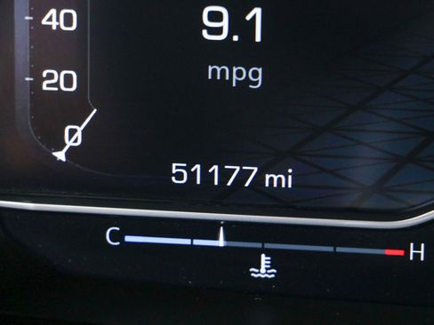 Used 2024 GMC Yukon Denali Ultimate AWD/4WD image 17