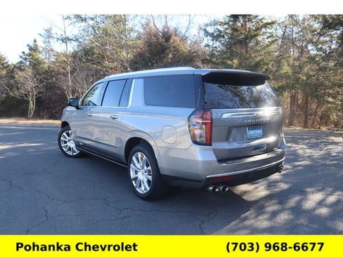 Certified 2024 Chevrolet Suburban High Country image 5