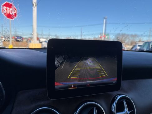 Used 2018 Mercedes-Benz GLA 250 GLA 250 image 19