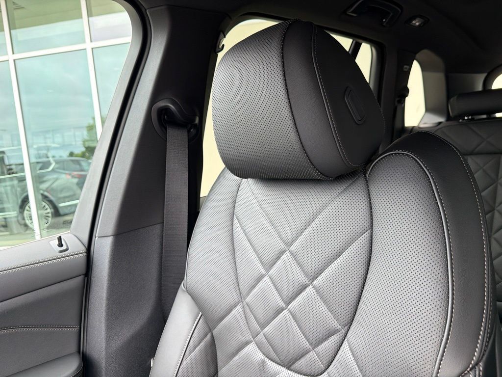 New 2026 BMW X5 sDrive40i w/ Parking Assistance Package RWD image 23