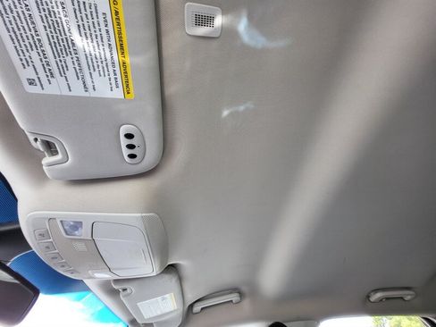 Used 2019 Ford Edge SEL w/ Equipment Group 201A FWD image 21