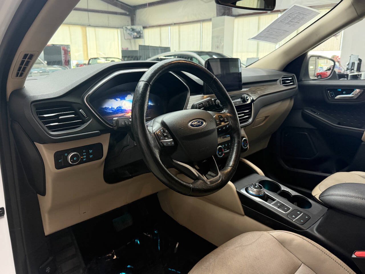 Used 2020 Ford Escape Titanium AWD/4WD image 19