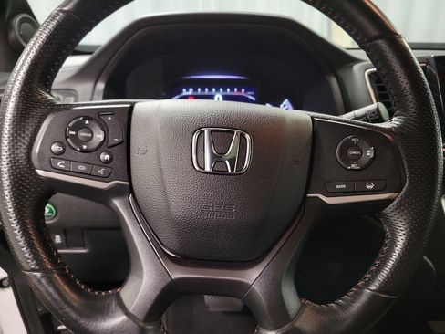 Used 2023 Honda Passport TrailSport image 17