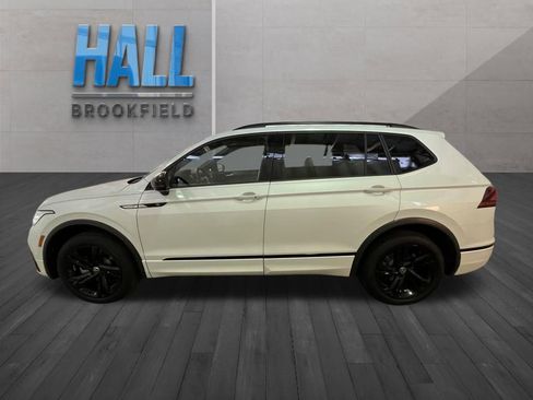 Certified 2024 Volkswagen Tiguan SE R-Line w/ MDO Package, Two-Row image 3