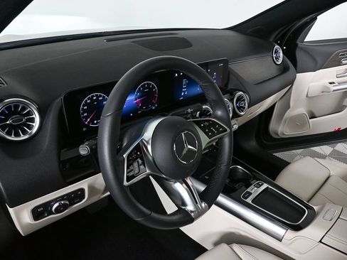 Certified 2026 Mercedes-Benz GLA 250 image 6
