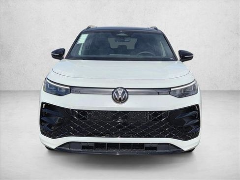 New 2026 Volkswagen Tiguan SE R-Line FWD image 6