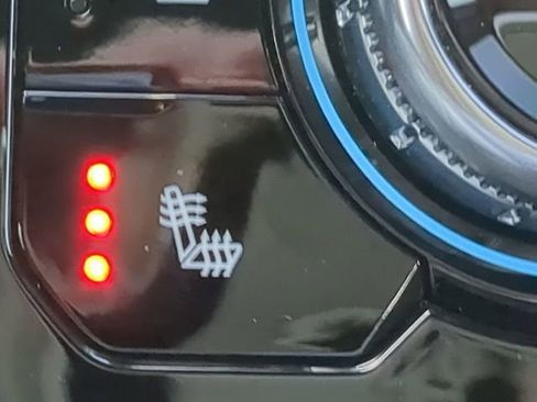 Used 2025 GMC Sierra 1500 AT4 w/ AT4 Premium Package image 28