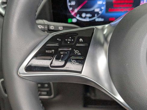 Certified 2025 Mercedes-Benz GLA 250 4MATIC image 32