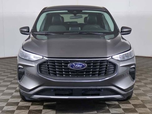 Used 2023 Ford Escape Active w/ Cold Weather Package FWD image 10