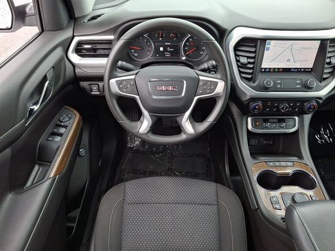 Used 2023 GMC Acadia SLE w/ Driver Convenience Package FWD image 12