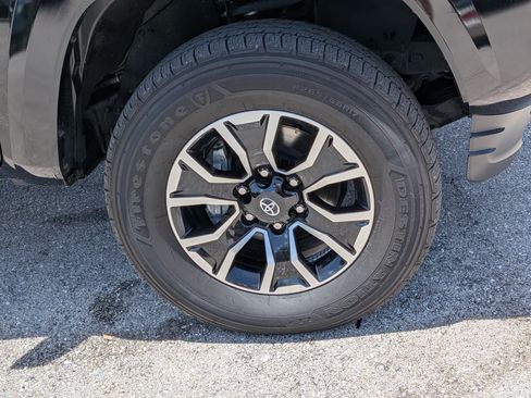 Used 2023 Toyota Tacoma TRD Sport RWD image 11