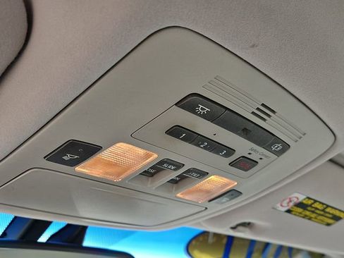 Used 2011 Lexus ES 350 image 26