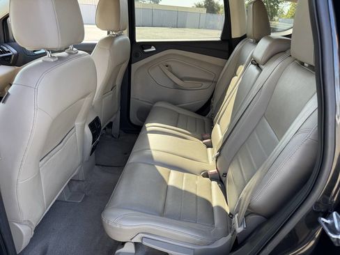 Used 2014 Ford Escape Titanium w/ Equipment Group 401A FWD image 22