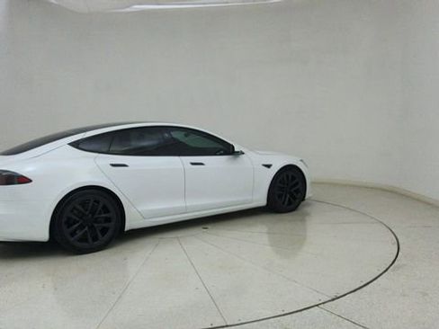 Used 2022 Tesla Model S Base image 63