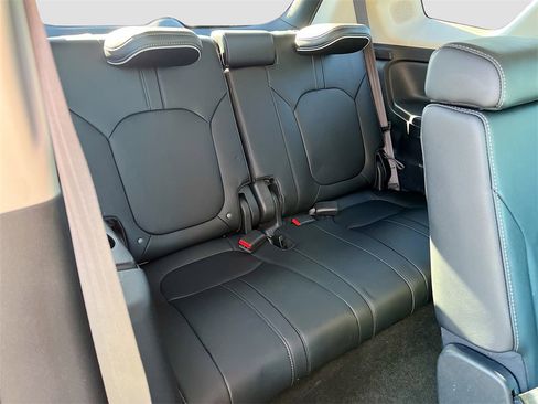 Used 2023 Honda Pilot Elite image 29