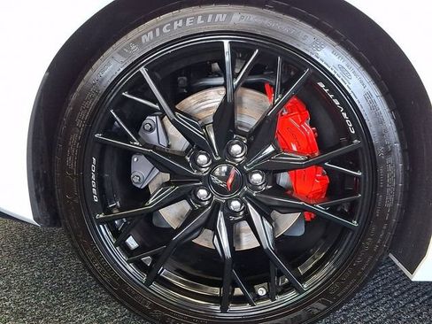 Used 2023 Chevrolet Corvette Stingray Preferred Conv w/ Z51 Performance Package RWD image 10