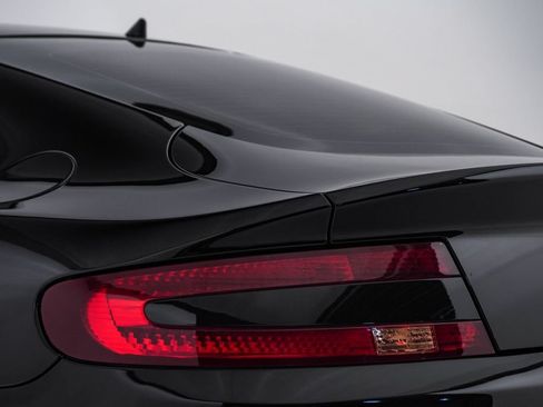 Used 2007 Aston Martin V8 Vantage Coupe RWD image 13