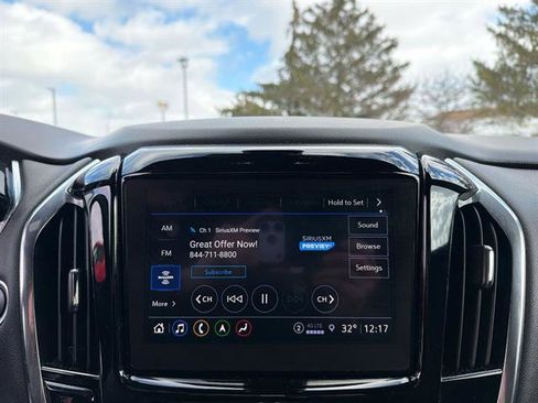 Certified 2023 Chevrolet Traverse Premier image 36