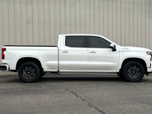 Used 2021 Chevrolet Silverado 1500 High Country w/ Technology Package image 3