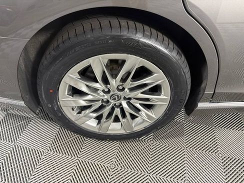 Used 2022 Lexus LS 500 AWD w/ Interior Upgrade Package image 10