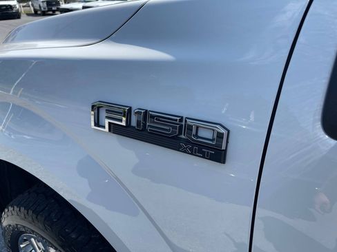 Used 2016 Ford F150 XLT w/ Equipment Group 302A Luxury AWD/4WD image 15