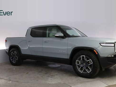 Used 2023 Rivian R1T Adventure image 14