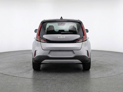 Used 2025 Kia Soul LX w/ LX Technology Package image 7