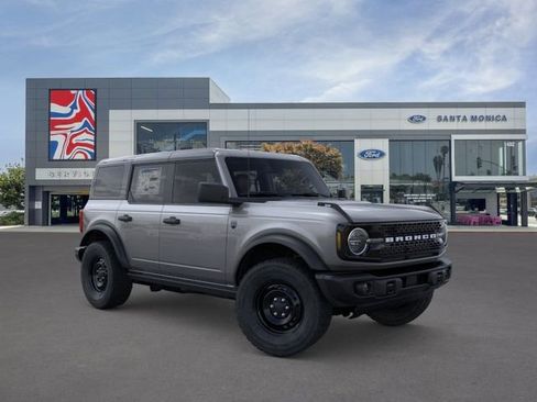 New 2026 Ford Bronco Big Bend w/ Black Diamond Package AWD/4WD image 7